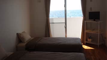 Standard Twin Room | Free WiFi, bed sheets