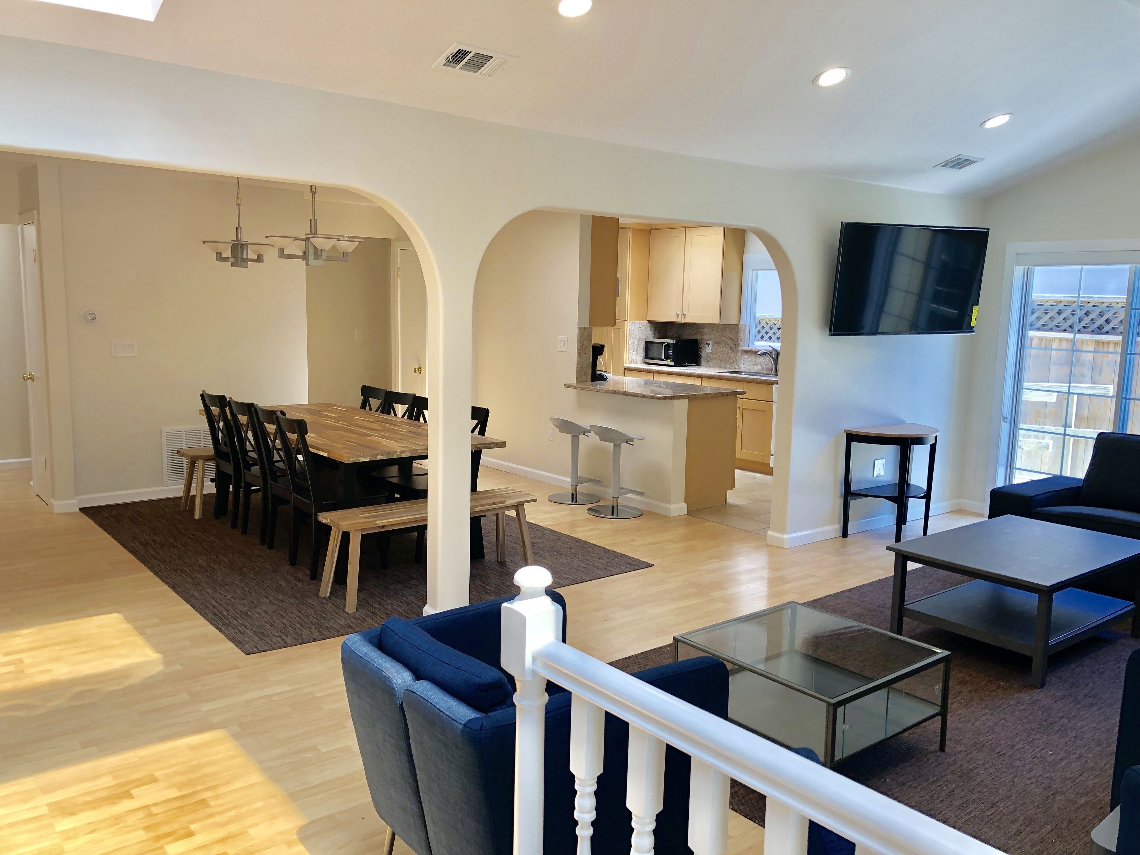 Bright whole house 6br/2ba Wifi Parking SFO 8 min