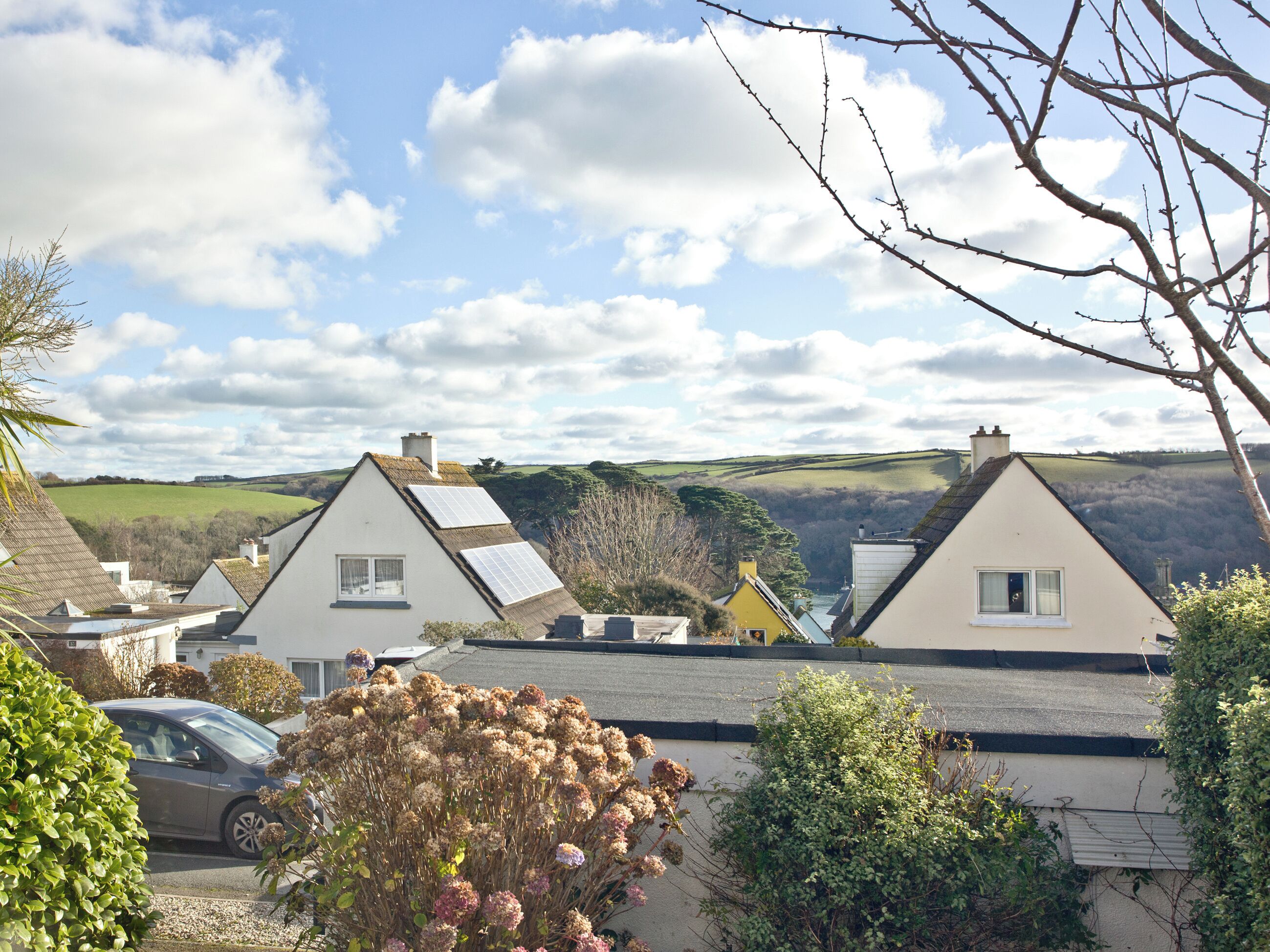 المنطقة المحيطة بالمنشأة