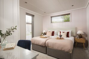 1 chambre, fer et planche à repasser, accès Internet, draps fournis