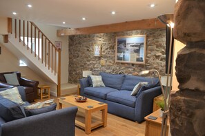 Flat-screen TV - The Hay Barn - Exclusive 2 bedroom stone cottage (Llyn Peninsula)