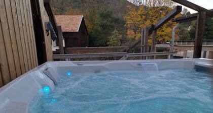 Casa rural grande con 9 plazas.