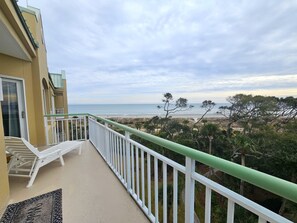 Property grounds - 2518 Windsor II ~ Luxury Oceanfront Penthouse (Hilton Head Island)