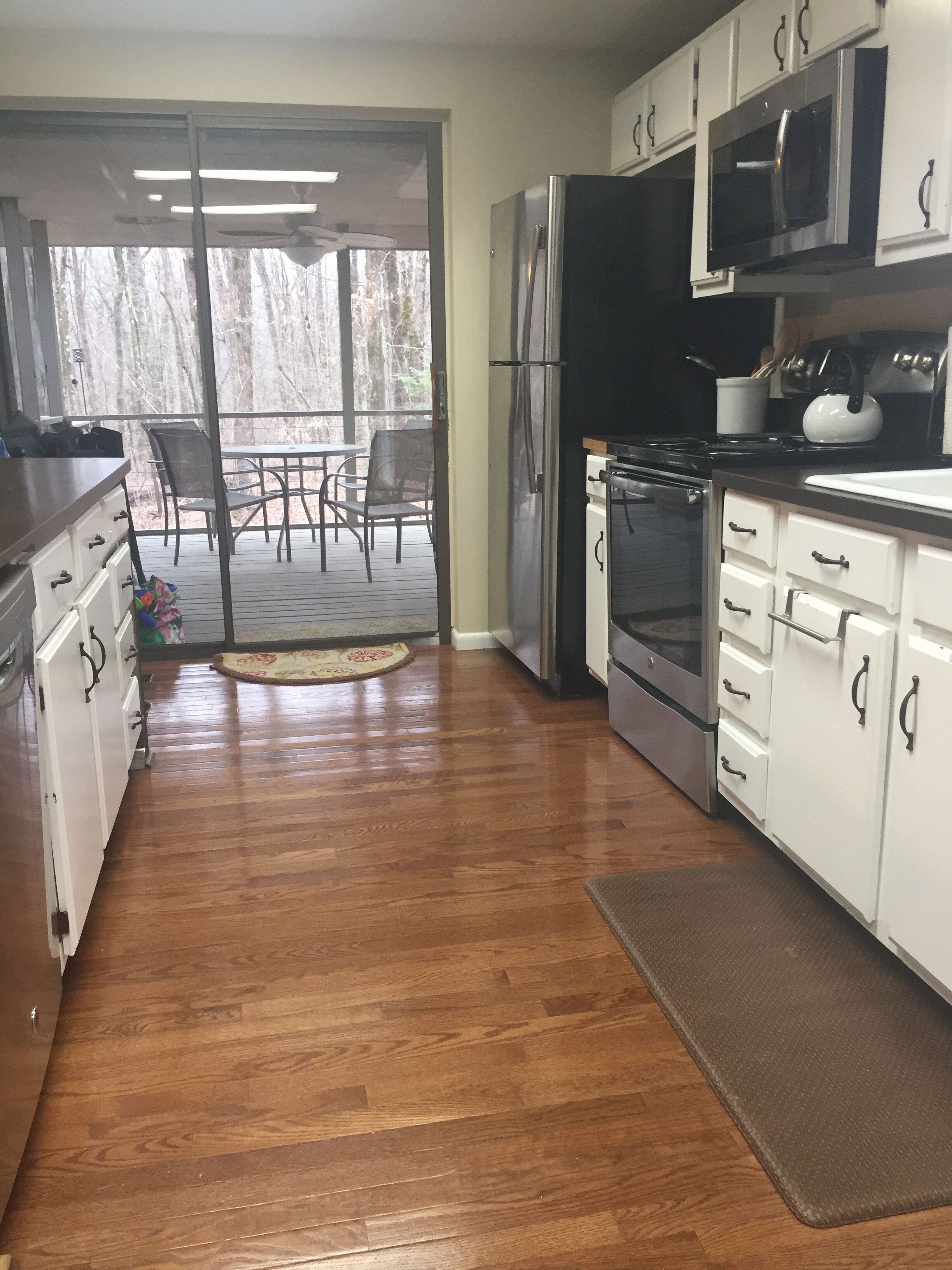 Whispering Oaks cabin