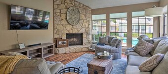 Horseshoe Bay Resort Townhome - Near Lake LBJ!