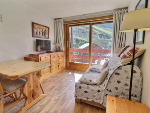 Flat-screen TV - Cozy 1BR near slopes - 4 guests, balcony, equipped kitchen (Méribel)