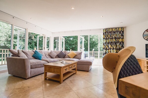 Flat-screen TV, DVD player