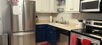 OXFORD MS Central Location - AND COMFORTS OF HOME - New on Rental Market!