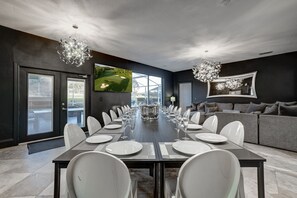 Dining - 14 room DisneyEstate by AmericanVacationLiving (Davenport)