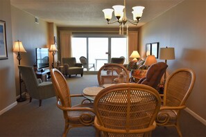 コンドミニアム 2 ベッドルーム | レストラン