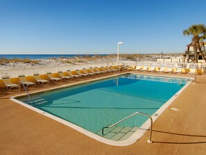 コンドミニアム 2 ベッドルーム | プール | 屋外プール