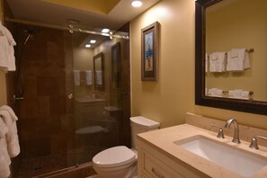 Bathroom - Perdido Quay 601 by Bender Vacation Rentals (Orange Beach)