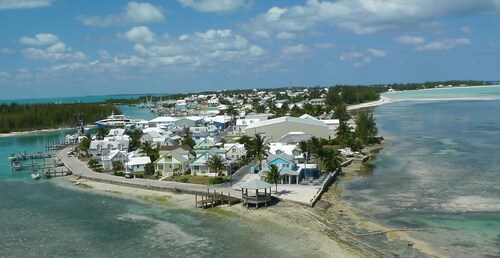 Island Paradise Spanish Wells FREE golf cart kayak paddle board Oct 2019