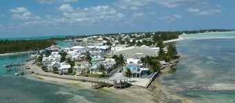 Island Paradise Spanish Wells FREE golf cart kayak paddle board Oct 2019