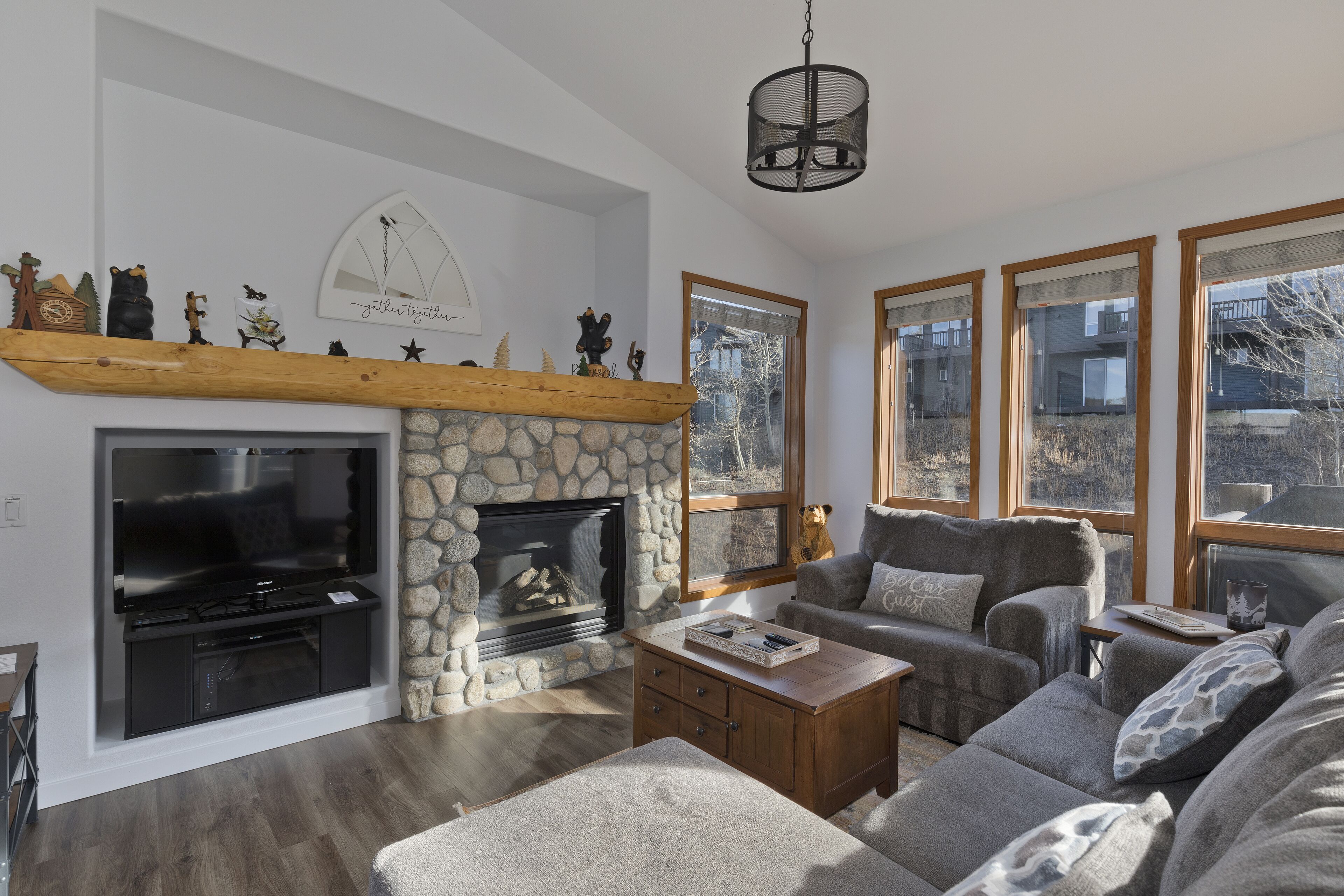 Sunny Comfort in Snowcreek V Resort