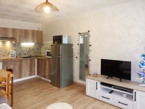 Fridge, microwave, oven - Cozy studio 5 pers, direct slope access, southwest balcony (Les Orres)