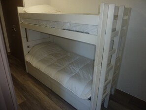 1 bedroom