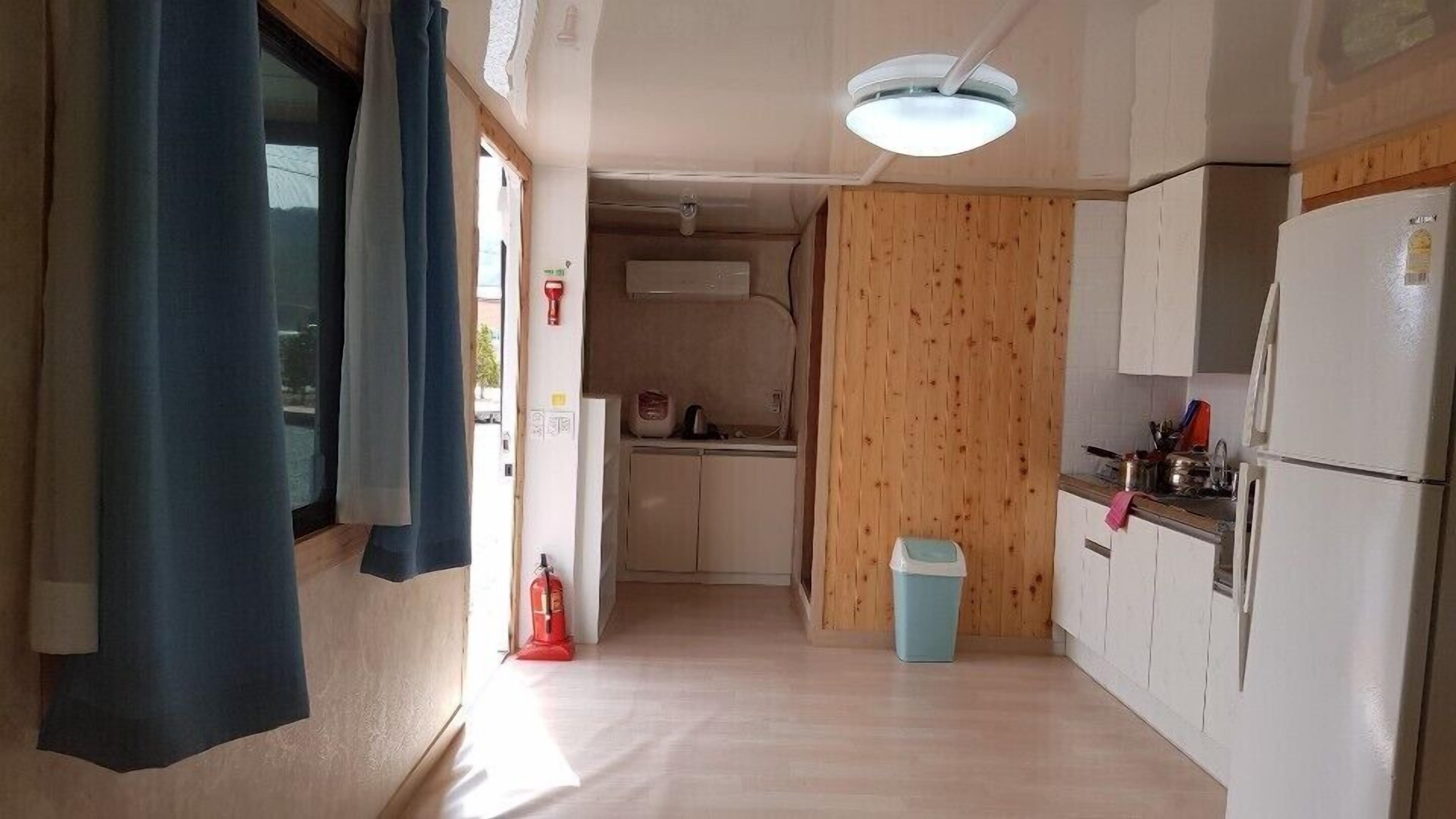 Double or Twin Room (Ondol) | Soundproofing