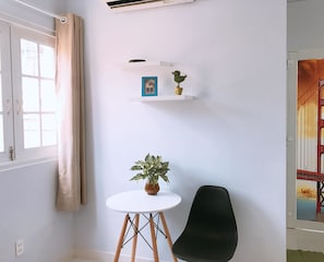 Téléviseur à écran plat