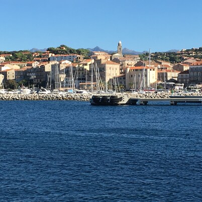 rental in the gulf of valinco in Propriano