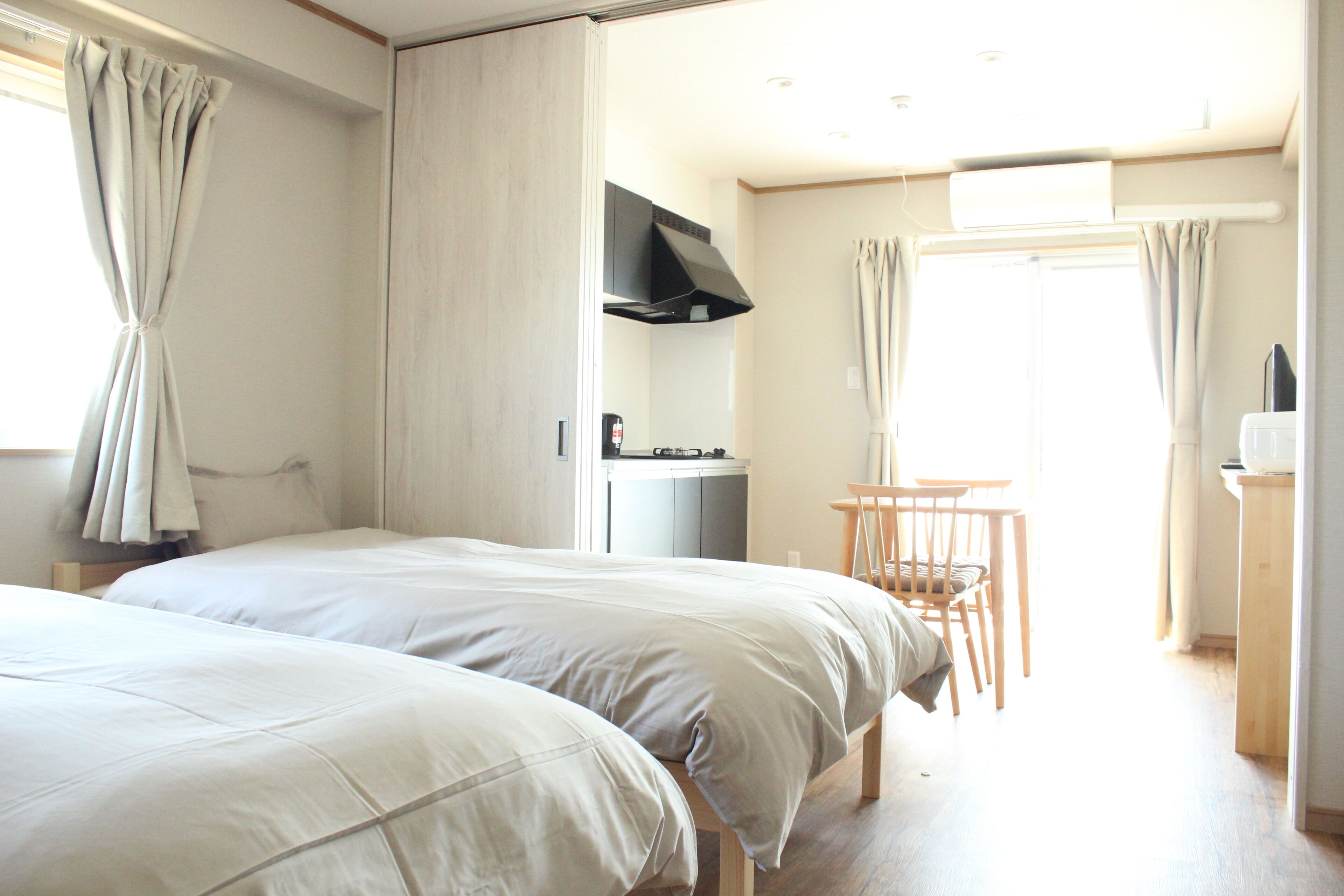 Habitación (1K) | Cortinas opacas y wifi gratis