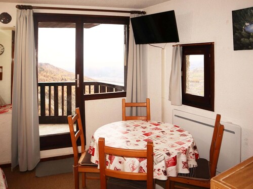 Comfortable studio for 4 in the heart of Les Orres, ski-in ski-out