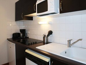 Micro-ondes, lave-vaisselle