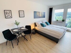 1 Schlafzimmer, Bügeleisen/Bügelbrett, kostenloses WLAN, Bettwäsche