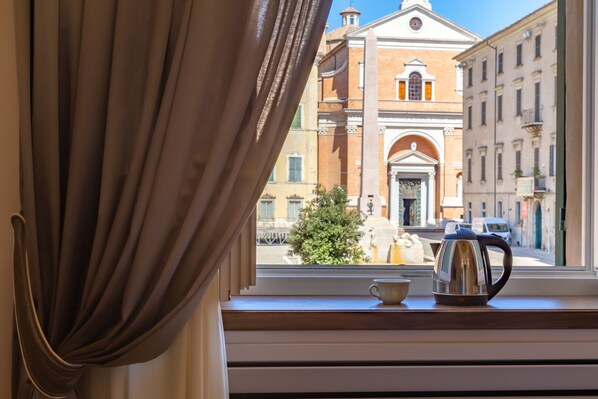 Eenvoudige kamer (Dei Cavalieri) | Koffie en/of koffiezetapparaat