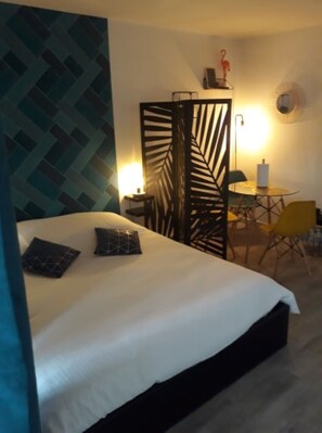 1 habitación, wifi y ropa de cama 