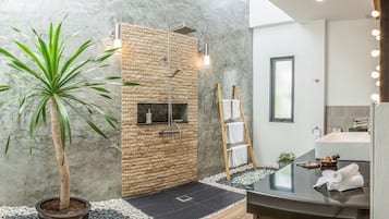 Bathroom shower