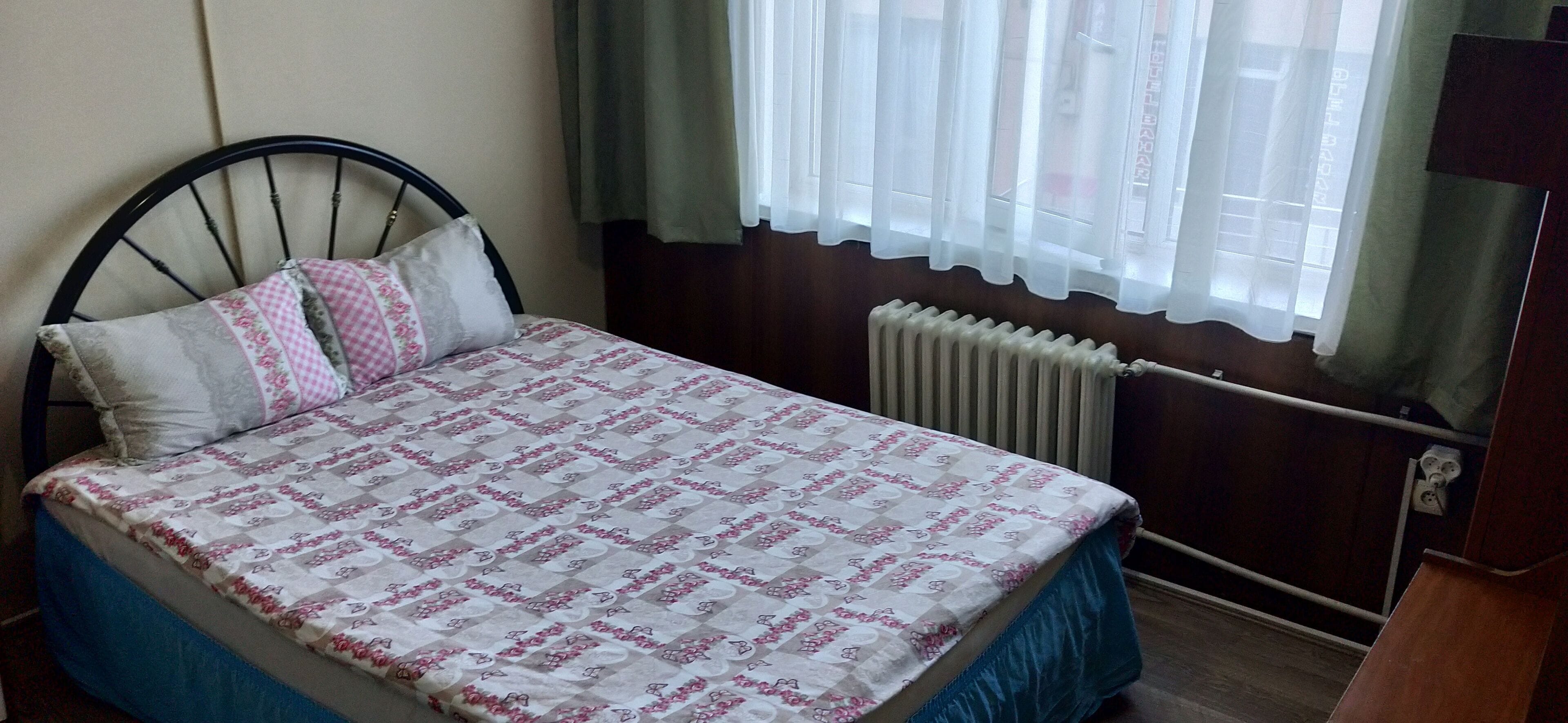 1 bedroom, premium bedding, blackout curtains, soundproofing