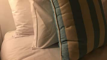 1 habitación, escritorio, wifi y ropa de cama