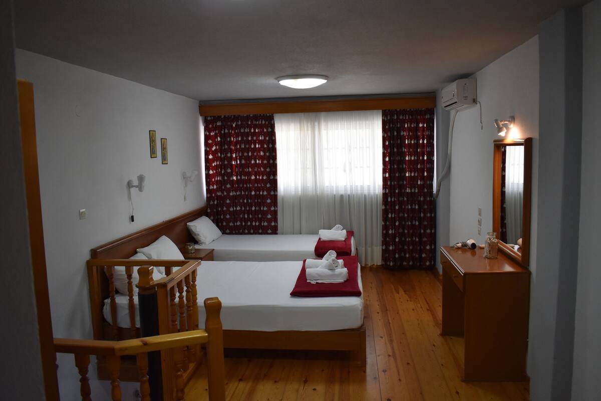 Appartement Duplex Familial | Vue de la chambre