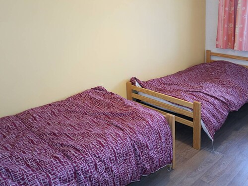 2-room apartment, 6 people, central station
