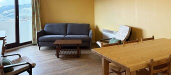 2-room apartment, 6 people, central station