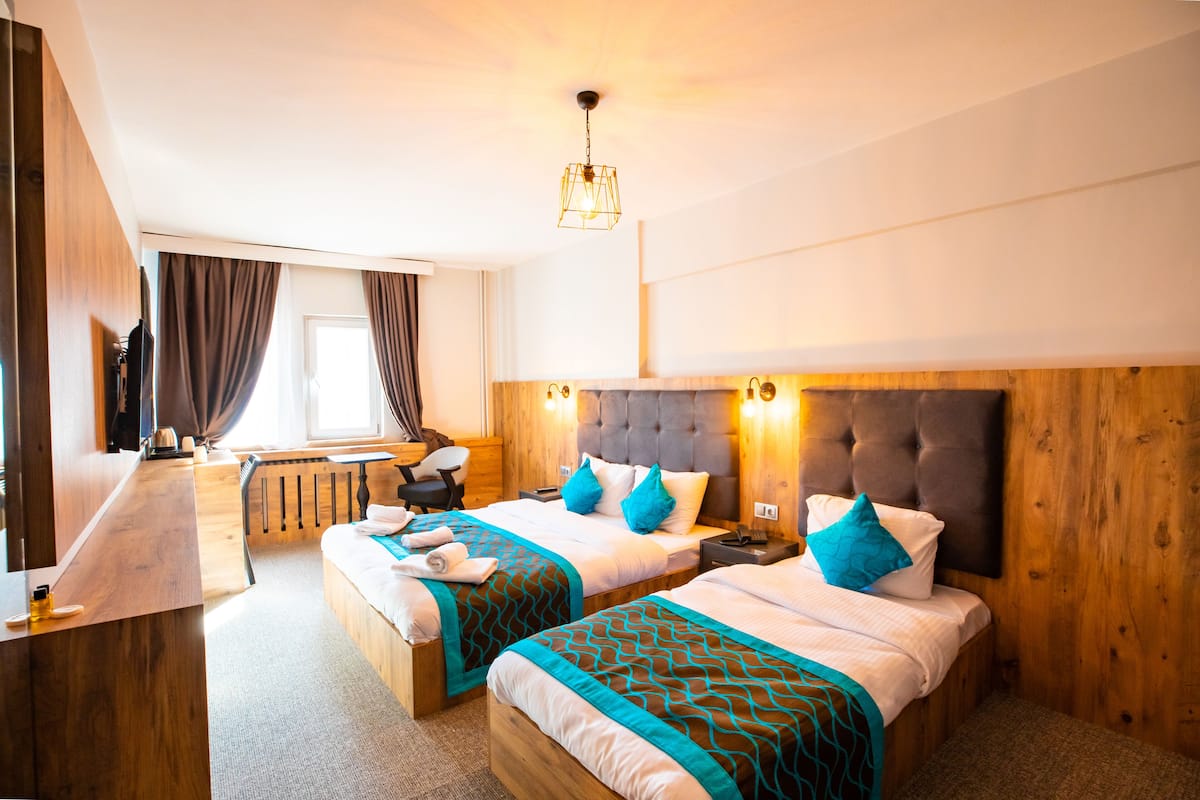 Standard Triple Room | 1 bedroom, minibar, free WiFi
