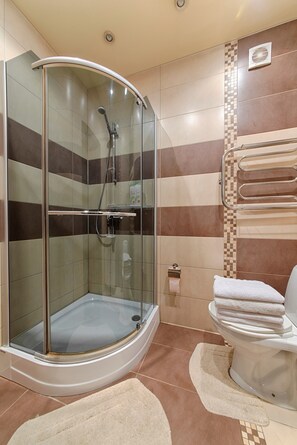 Seife, Shampoo, Toilettenpapier