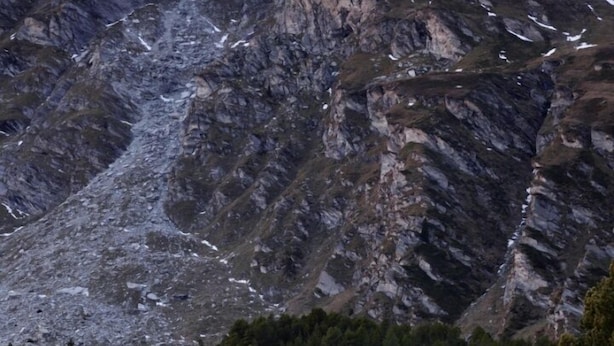 Unclassified image, 1 of 14, button - Hotel Longhin (Bregaglia)