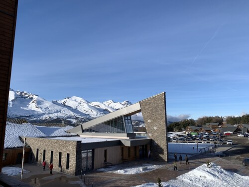 Appartement spacieux et cosy proche remontées 