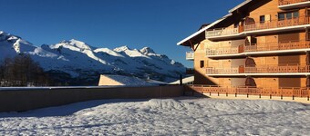 Appartement spacieux et cosy proche remontées 
