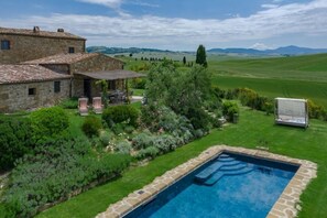 Pool - holiday vacation large villa rental italy, tuscany, pienza, siena, holiday vacation large villa to rent italy, tuscany, (Pienza)