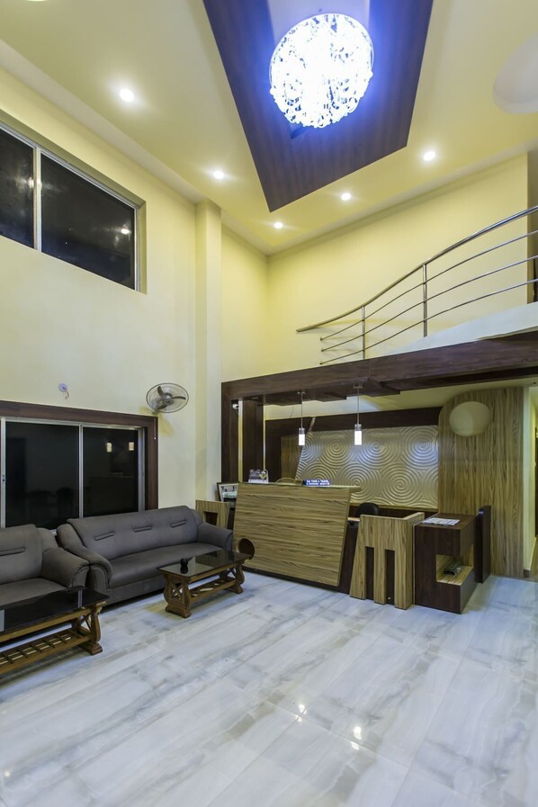 Lobby - Hotel Sonargaon (Puri)