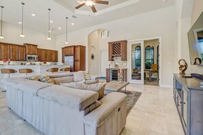 TV, streaming services, stereo