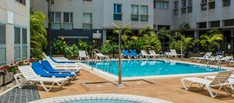 Apartament near the beach with pool and WIFI (E)