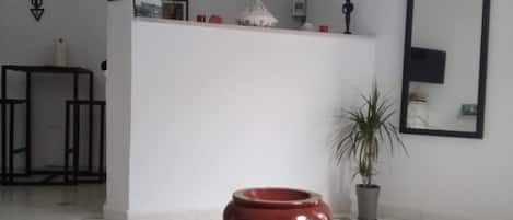 Interni