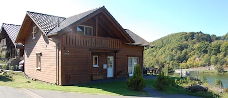Esterni