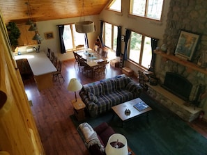 TV, fireplace - Piper's Point on Lake Julia (Hiles)