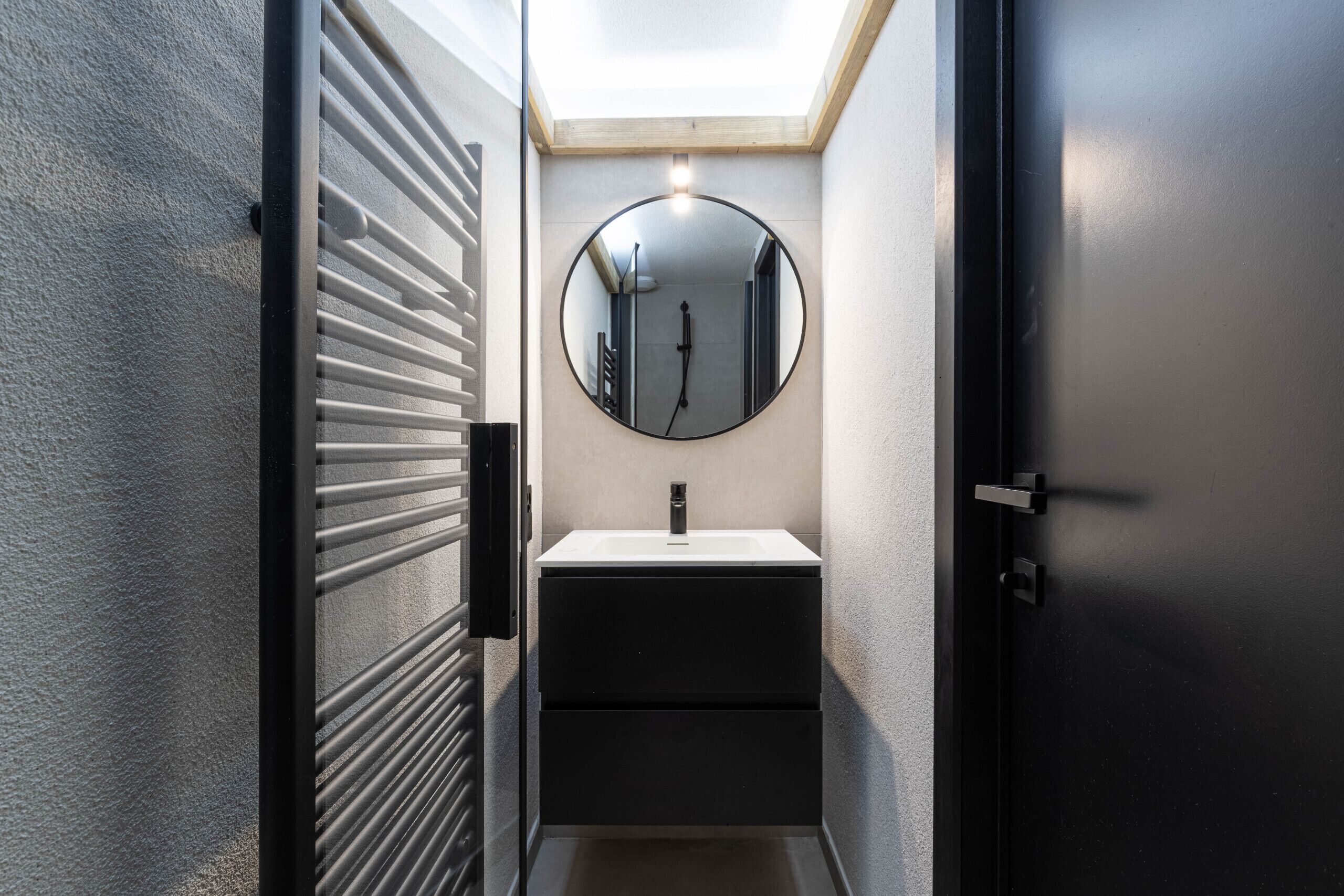 Badewanne, Haartrockner