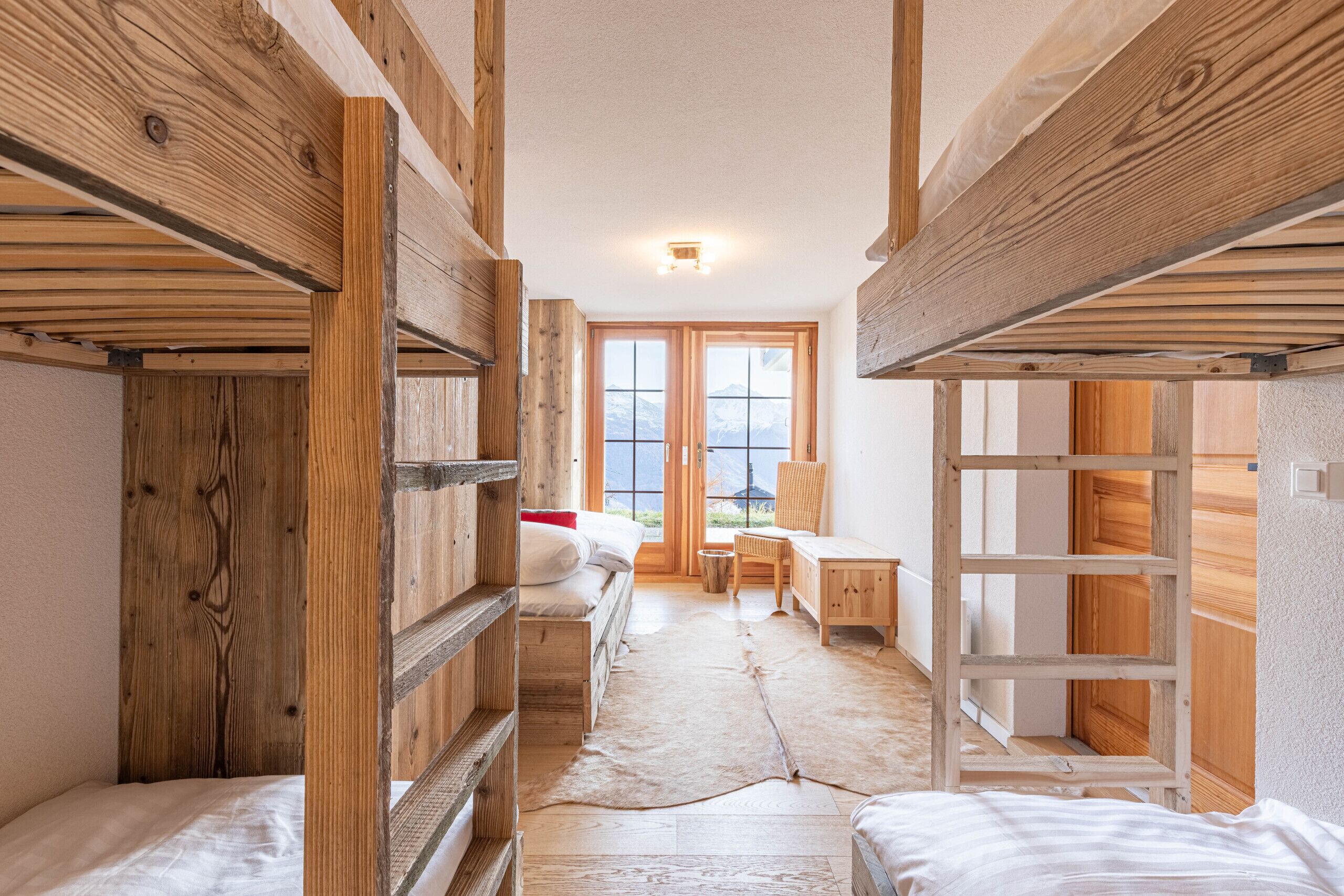 5 chambres, Wi-Fi gratuit, draps fournis